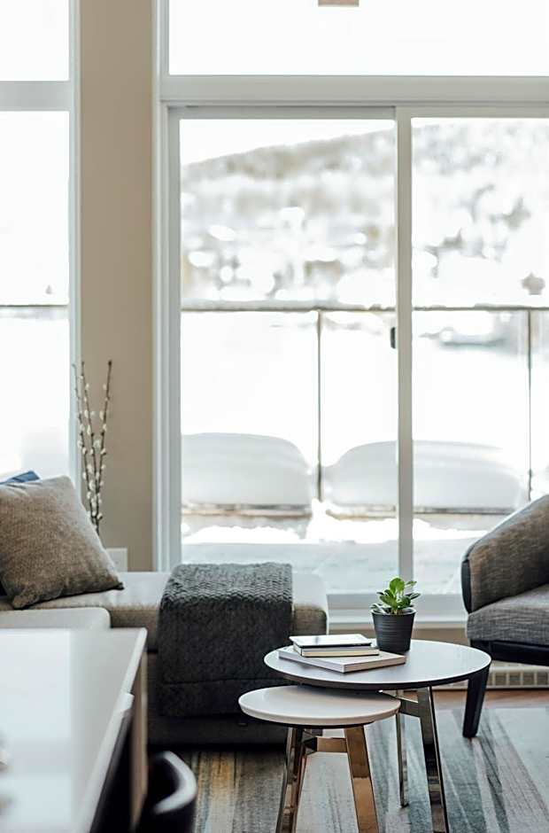 Entourage sur-le-Lac