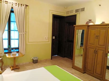Superior Queen Room