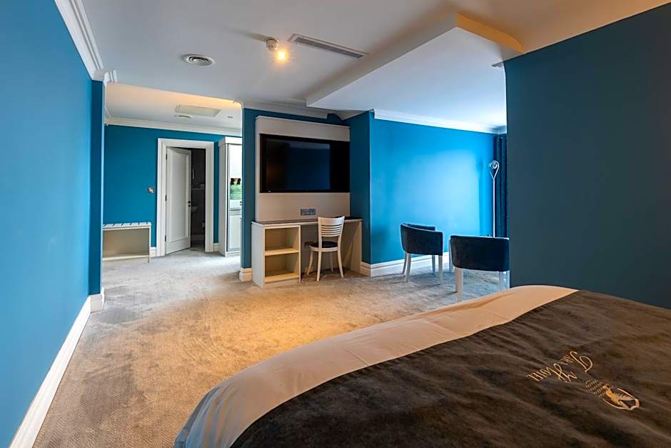 Tara Hotel