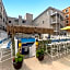 Oceanic Hotel & Barefoot Tiki Bar