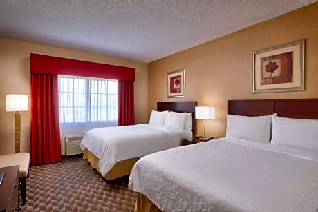 Queen Suite with Two Queen Beds - Breakfast included in the price 