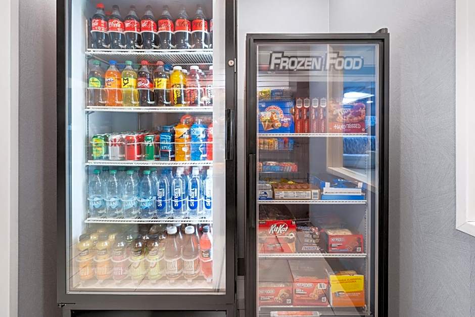 Holiday Inn Express Pembroke By IHG