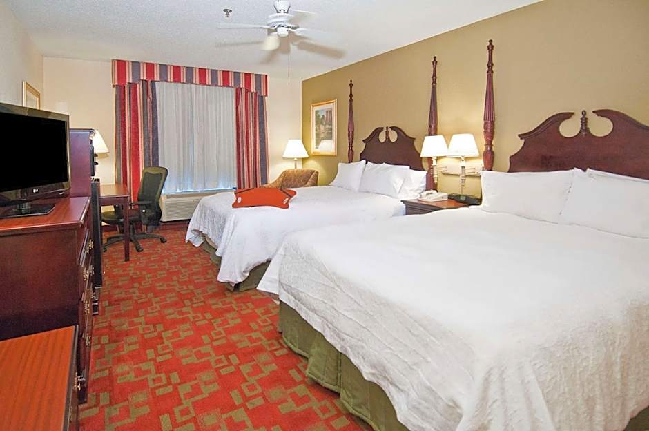 Hampton Inn By Hilton Canton