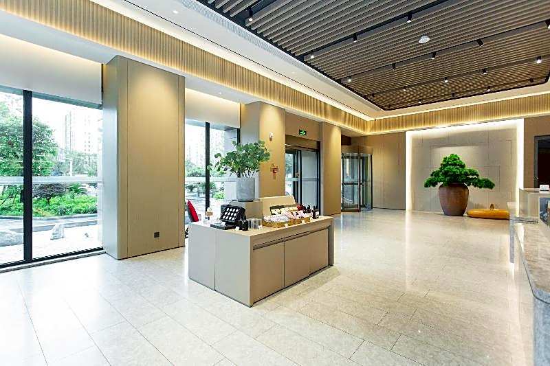Ji Hotel Ningbo Yinzhou Wanda