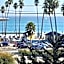 Howard Johnson by Wyndham Santa Cruz Beach Boardwalk