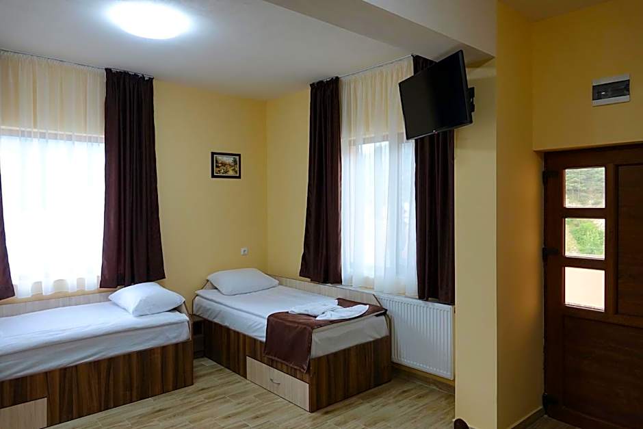 Борник Хил / Bornik Hill