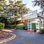 Mercure Cardiff North Hotel