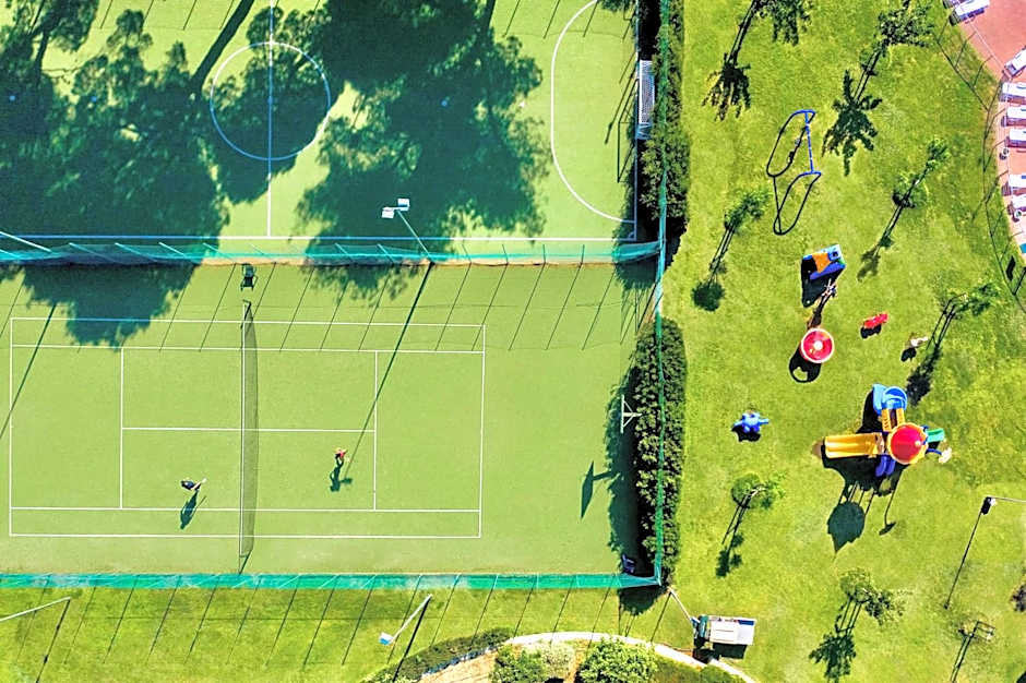 Village with swimming-pool and private equipped beach in Montalto Marina