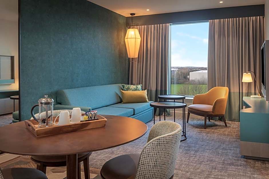 STAYBRIDGE SUITES LONDON-HEATHROW BATH ROAD By IHG