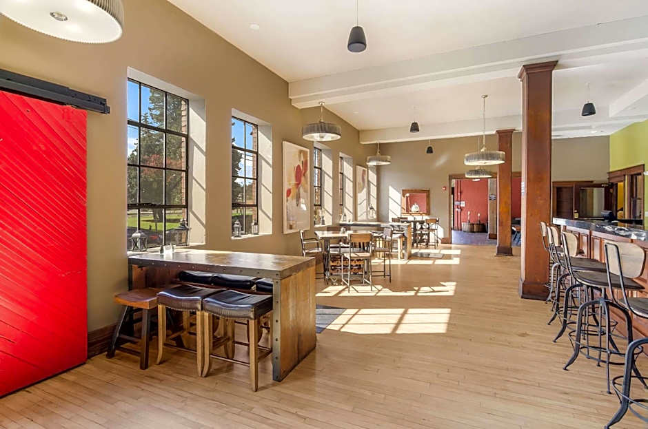 Jackson Park Inn, an Ascend Collection Hotel