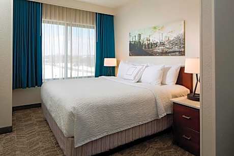 King Suite with Sofa Bed