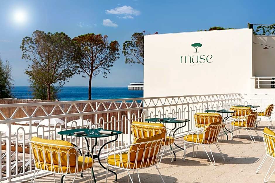 Le Meridien Beach Plaza