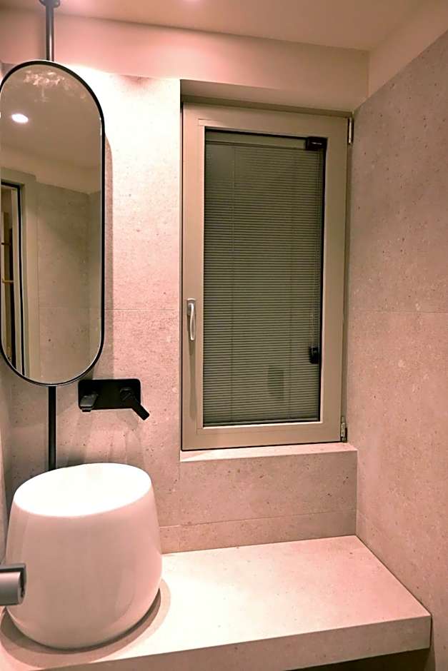 Balance Accommodation