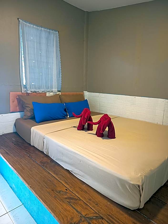 Row House Long Beach