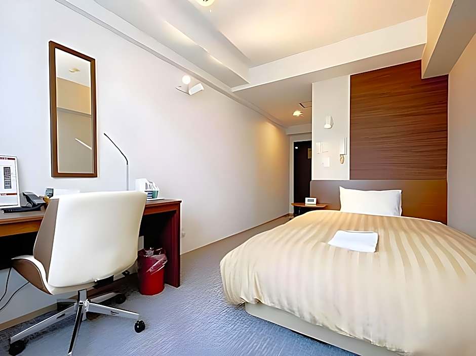 Sky Court Koiwa Hotel