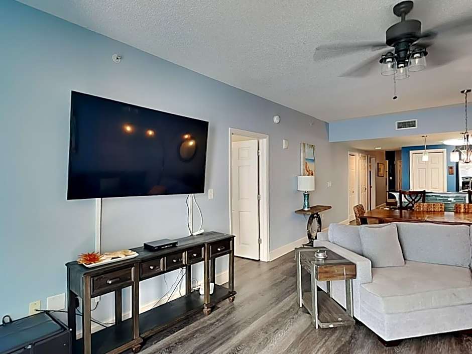 Majestic Beach Towers by Royal American Beach Getaways – Panama City Beach, FL