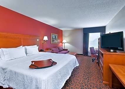 Hampton Inn Marion