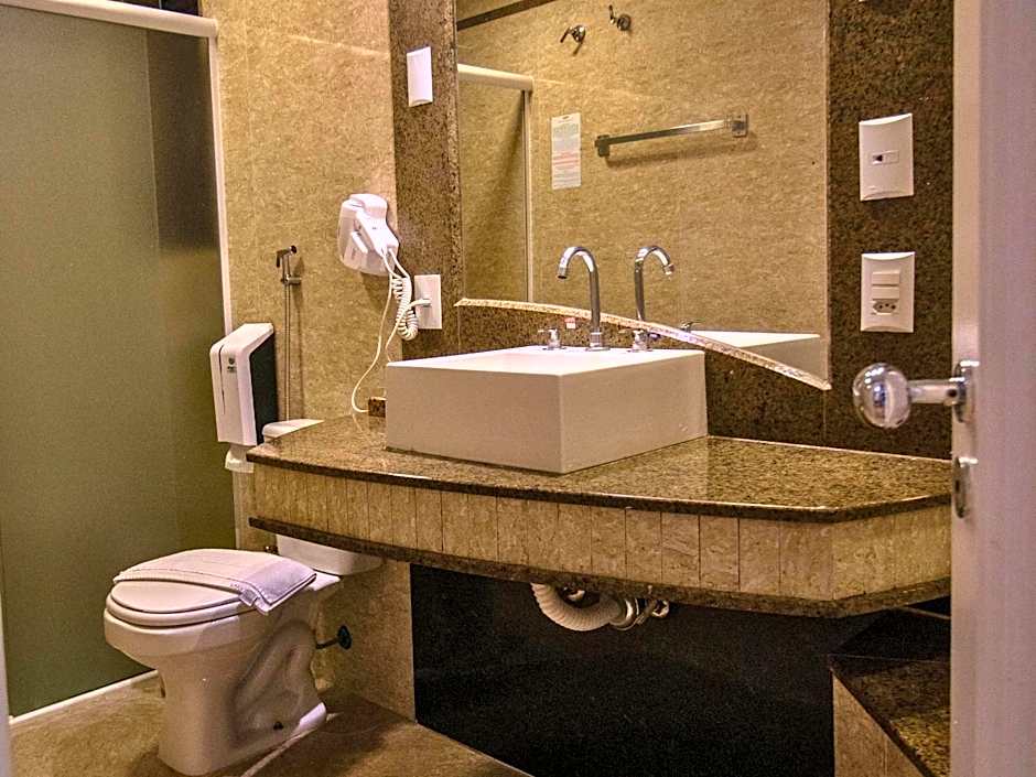 Continental Inn Hotel