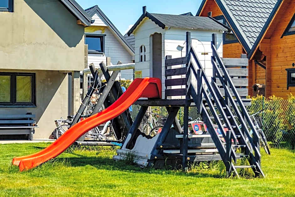 ZYGAdomki , komfortowe Domki 7 minut od plaży - idealne dla rodzin z dziećmi