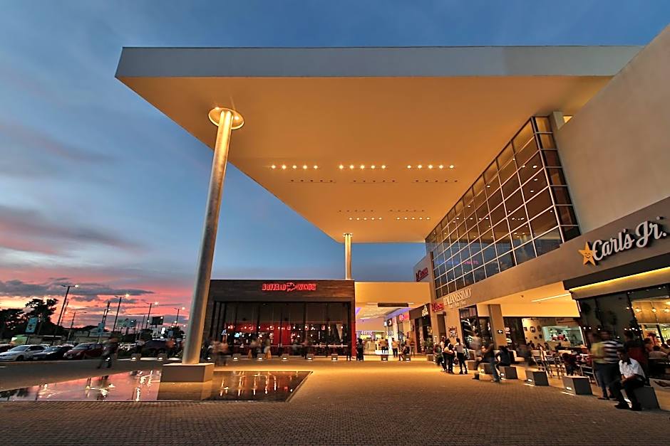 Real Intercontinental Metrocentro Managua By IHG