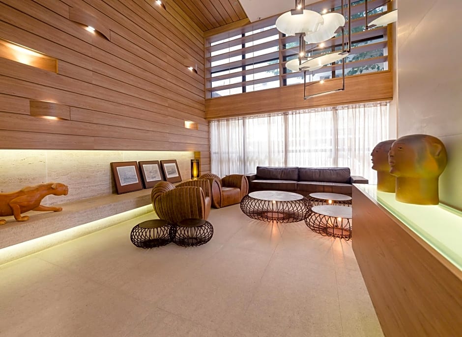 Ritz Copacabana Hotel