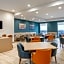 Comfort Inn & Suites Newark Liberty International Airport
