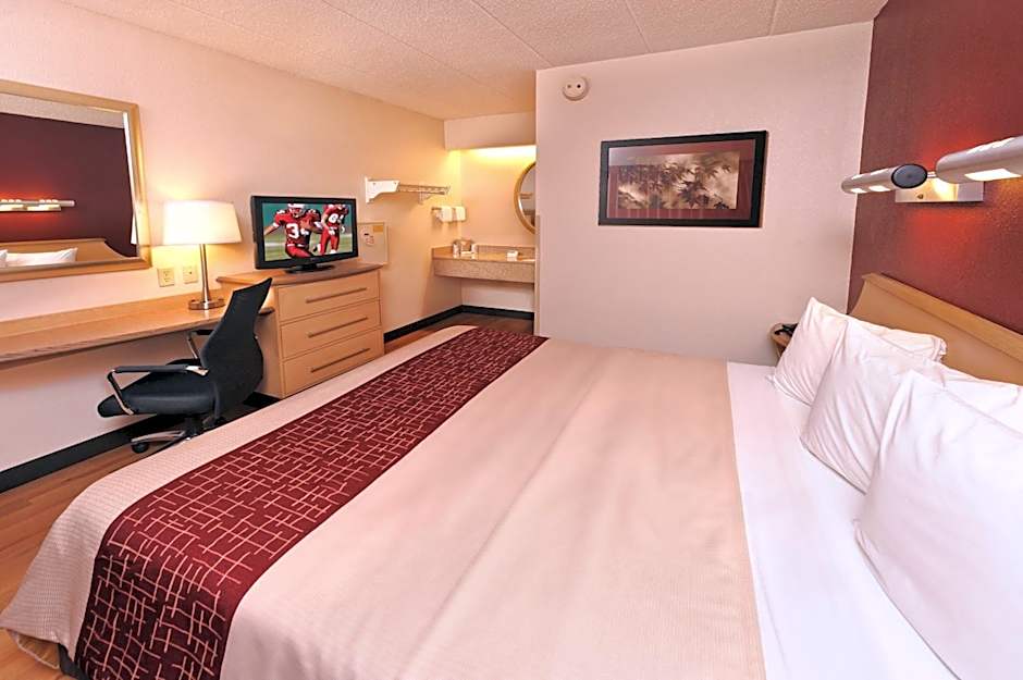 Red Roof Inn Detroit - Warren