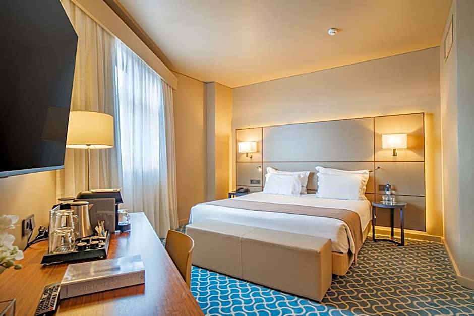 Hotel Dom Henrique - Downtown