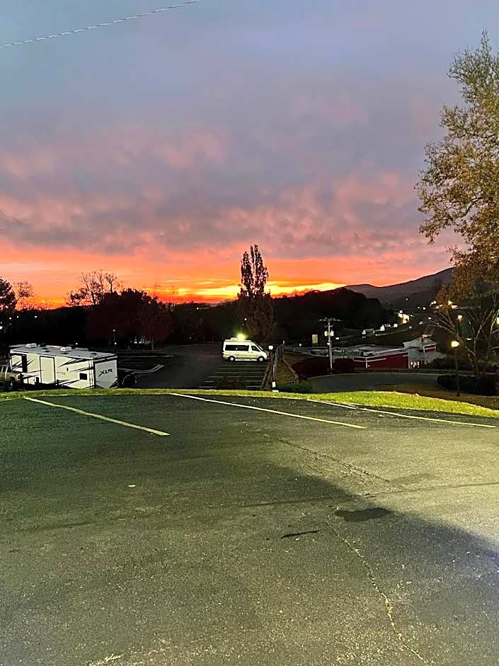 Travelodge by Wyndham Wytheville