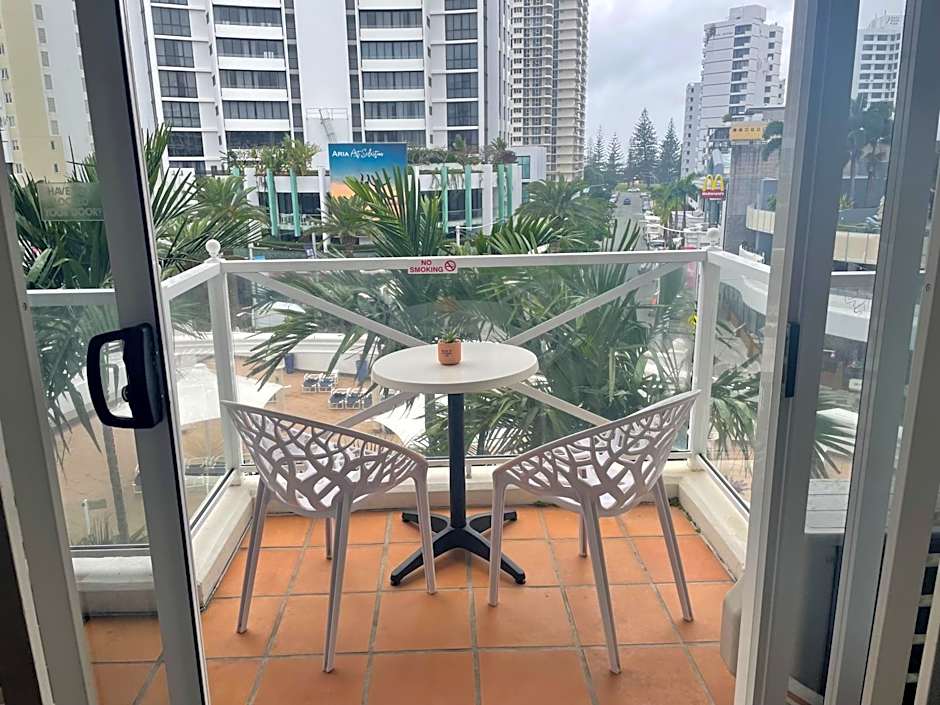 Broadbeach Holiday Apartments