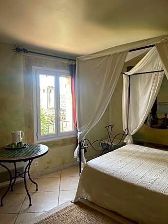 Deluxe Double Room with Bath