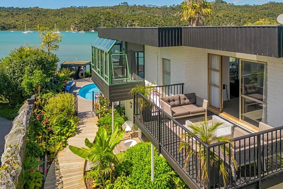 Oceans 88 Whitianga Coastal Suites