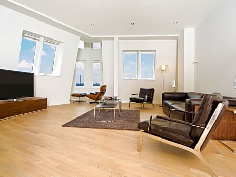 Penthouse Suite XL - Jan Wellem