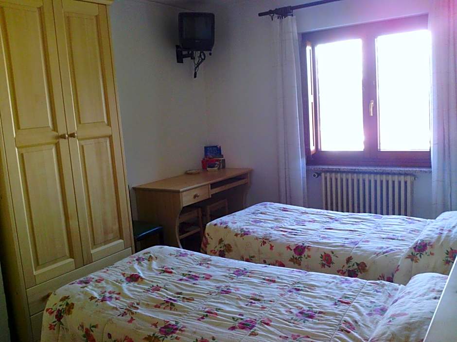 Hotel Savoia Debili