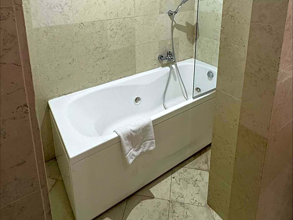 Mercure Roma Centro Saint John