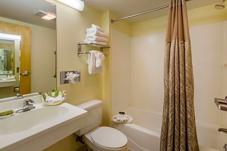 The Carriage House Inn Newport, Ascend Hotel Collection