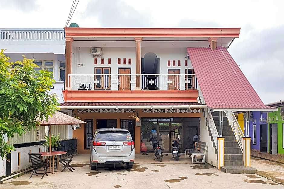 RedDoorz Syariah at Naufal Residence Sarolangun