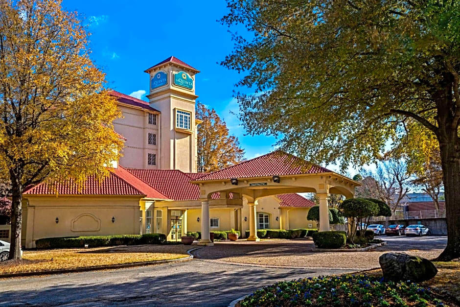 La Quinta Inn & Suites by Wyndham Memphis Primacy Parkway