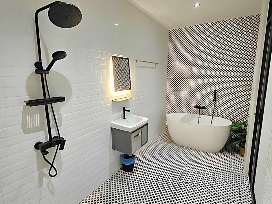 Georgetown Inn by Sky Hive