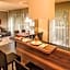 Hidalgo Suites