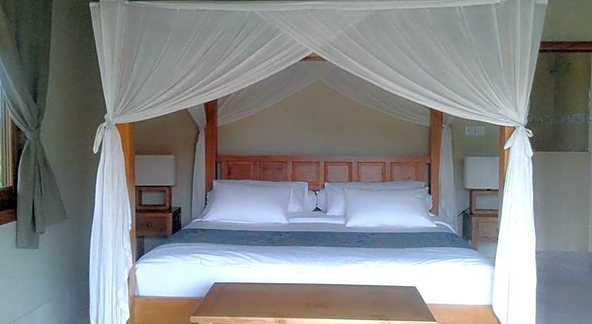 Three Monkeys Villas