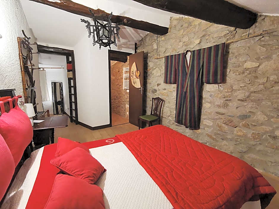 Logis Hotel Restaurant LA BARGUILLERE