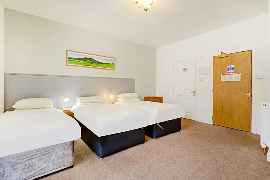 OYO Eastbank Hotel, Speyside Scotland