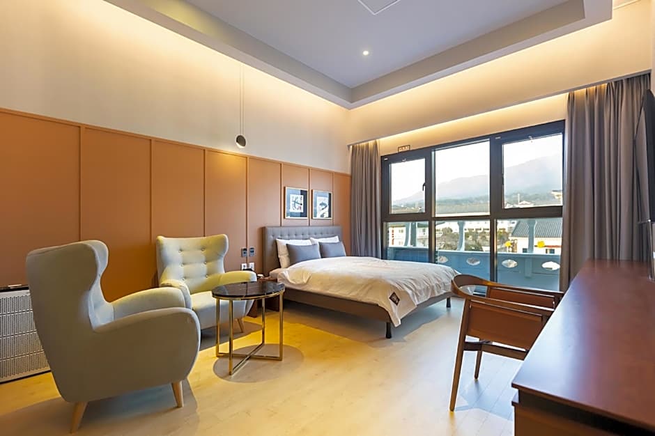 Brown Dot Hotel Gyeongju