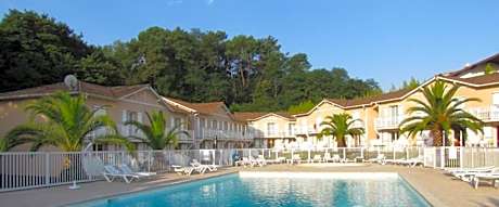 T3 en duplex avec grande piscine