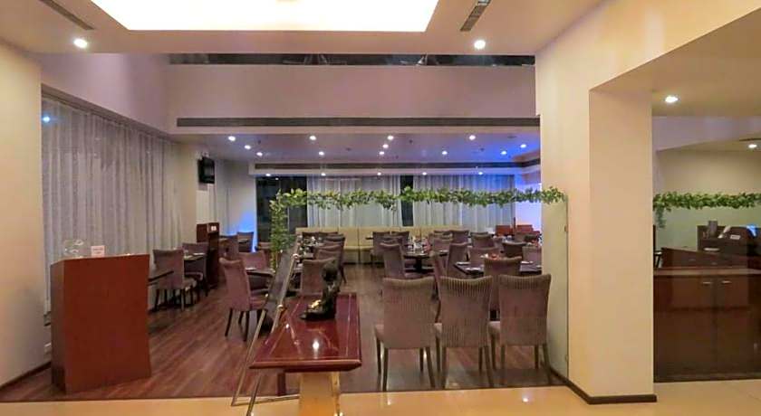 The Aures (formerly known as Keys Select The Aures)