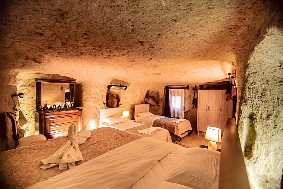 Center Cave Hostel