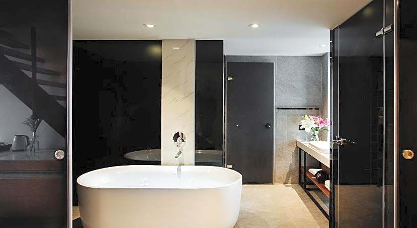 CHECK inn Taichung Zhongshan