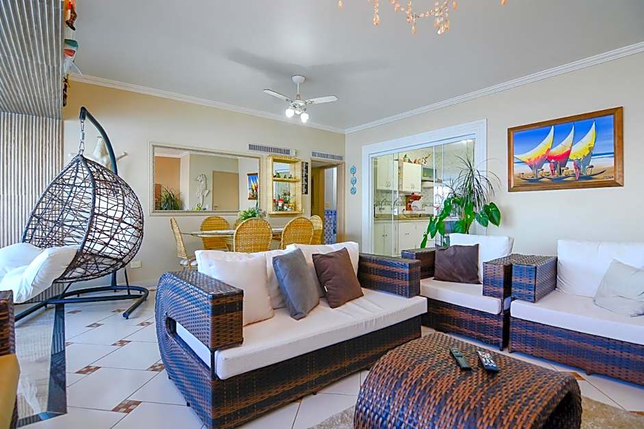 Apartamento no Morro do Maluf, frente ao mar