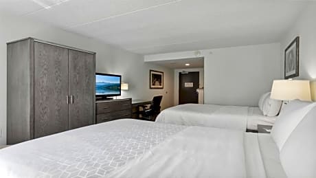 Standard Queen Room with Two Queen Beds